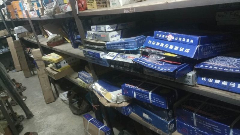 在成都，刹车盘打孔划线服务的选择至关重要。以下是一些选择打孔划线服务的要点：
